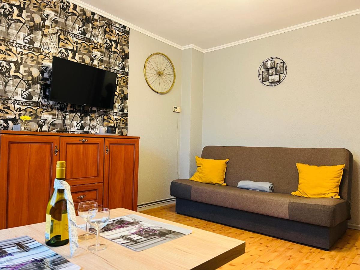 Apartament Rowerlovy Apartamento Wałbrzych Exterior foto